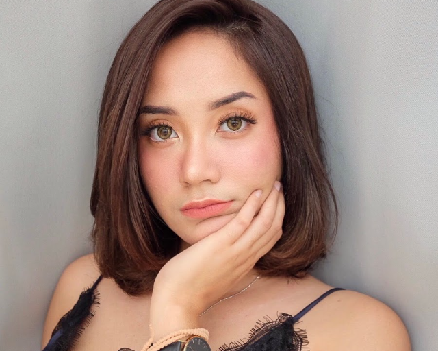 Biografi Gina Meidina: Selebgram Populer Indonesia